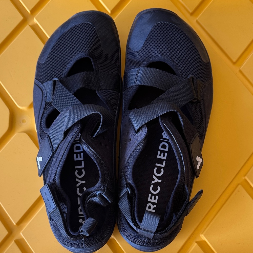 Vivo Barefoot Black Athletic Shoes